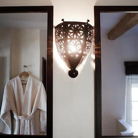 Bed & Breakfast La Belle Saison 4*