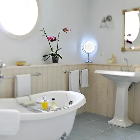Bed & Breakfast La Belle Saison 4*