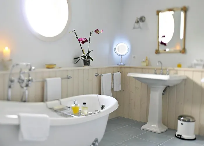 Nocleg ze śniadaniem La Belle Saison 4*